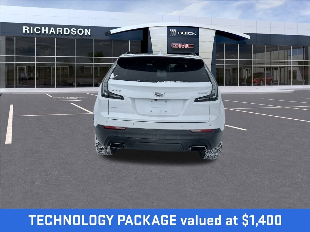 Used 2022 Cadillac XT4 Sport image 4