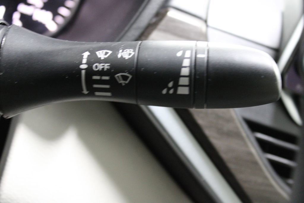 Used 2025 Nissan Altima 2.5 SV image 27