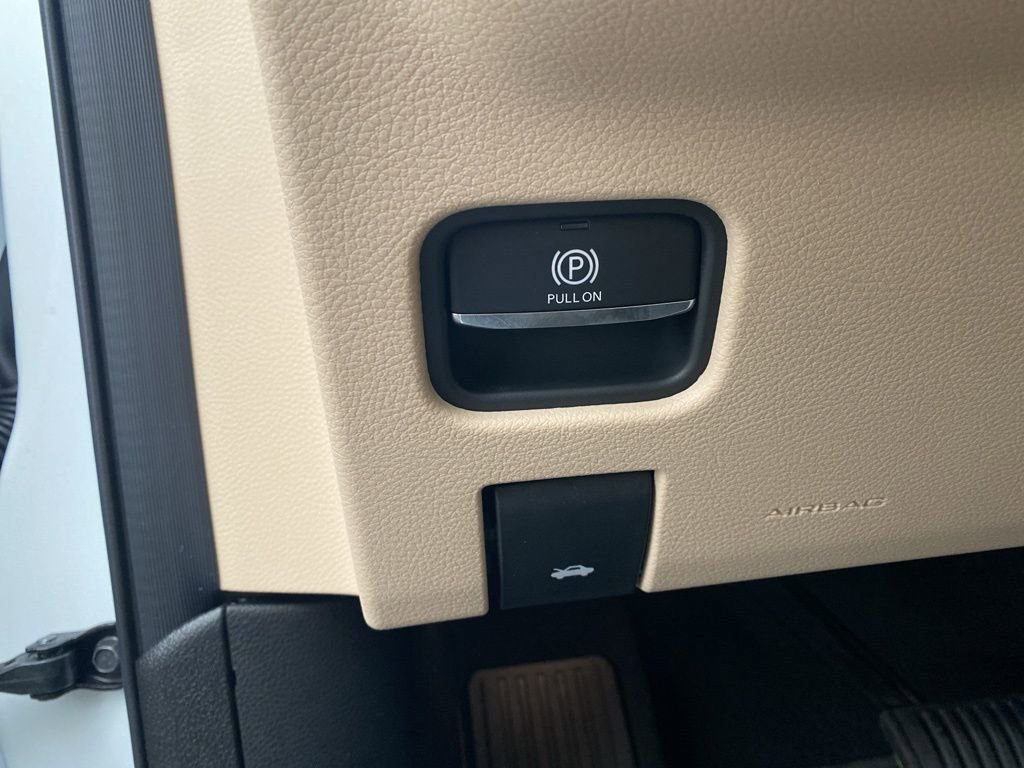 New 2025 Jeep Grand Cherokee L Limited image 16