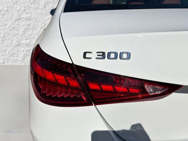 Used 2025 Mercedes-Benz C 300 Sedan image 10
