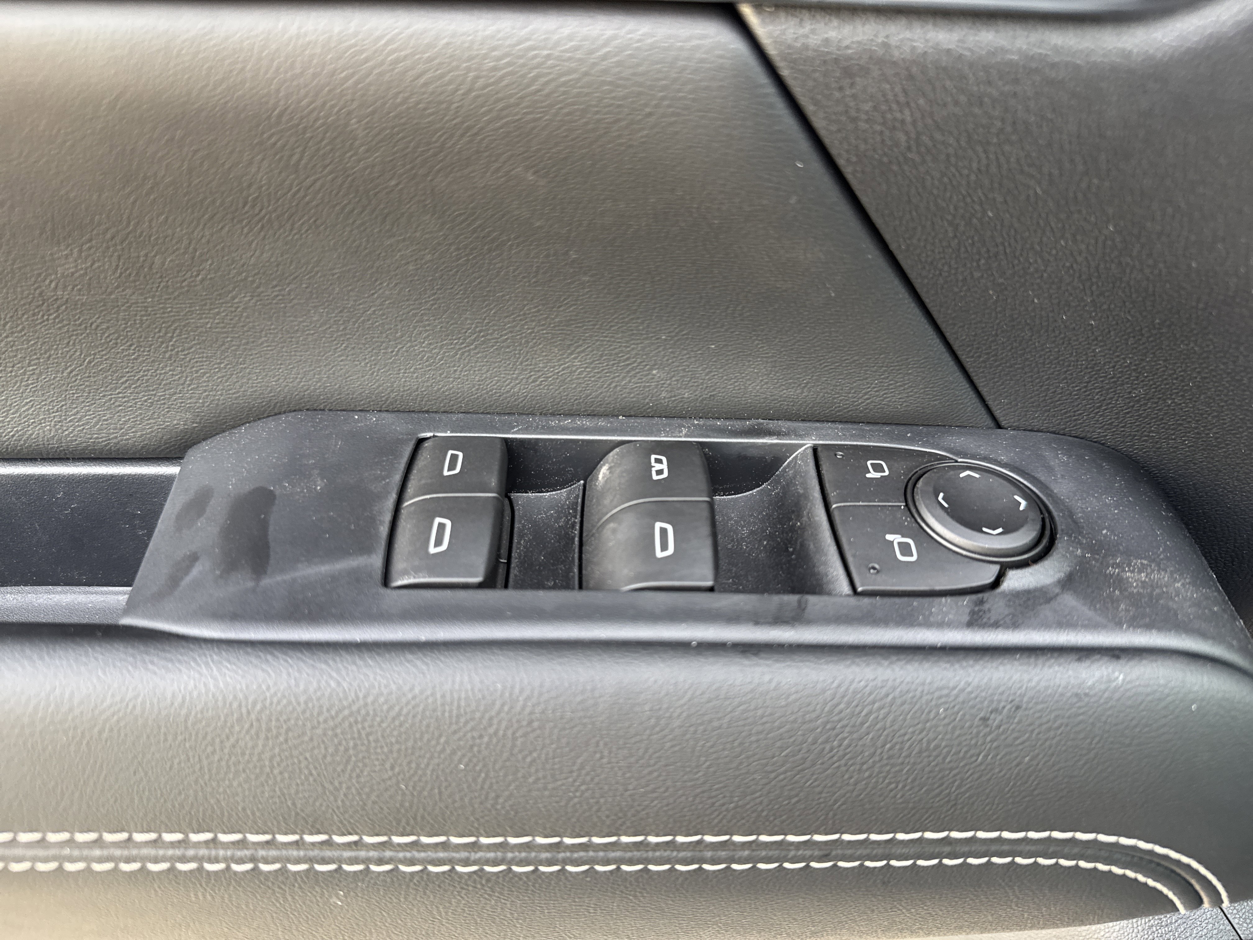 New 2026 GMC Terrain Elevation w/ Black Edition image 15