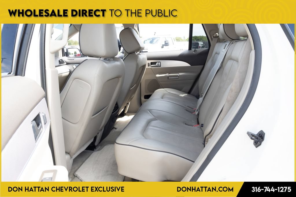 Used 2013 Lincoln MKX FWD image 19