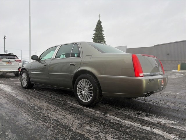 Used 2011 Cadillac DTS Luxury image 5