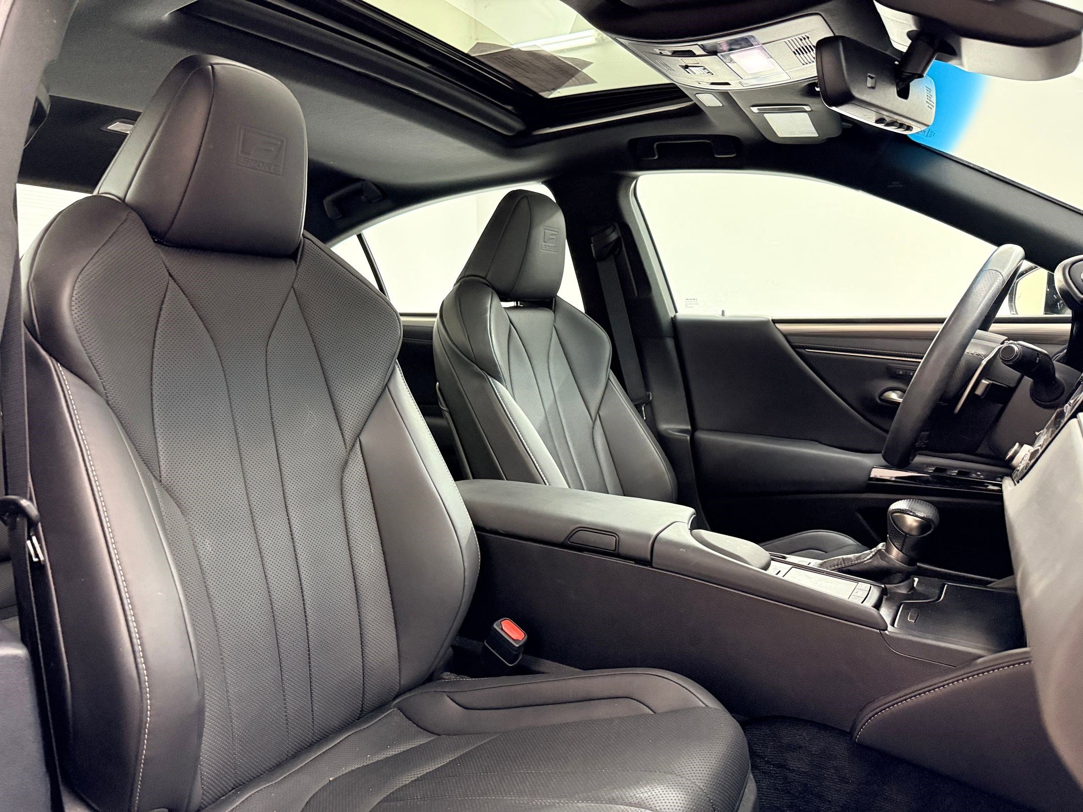 Certified 2022 Lexus ES 350 F Sport w/ Accessory Package FWD image 28