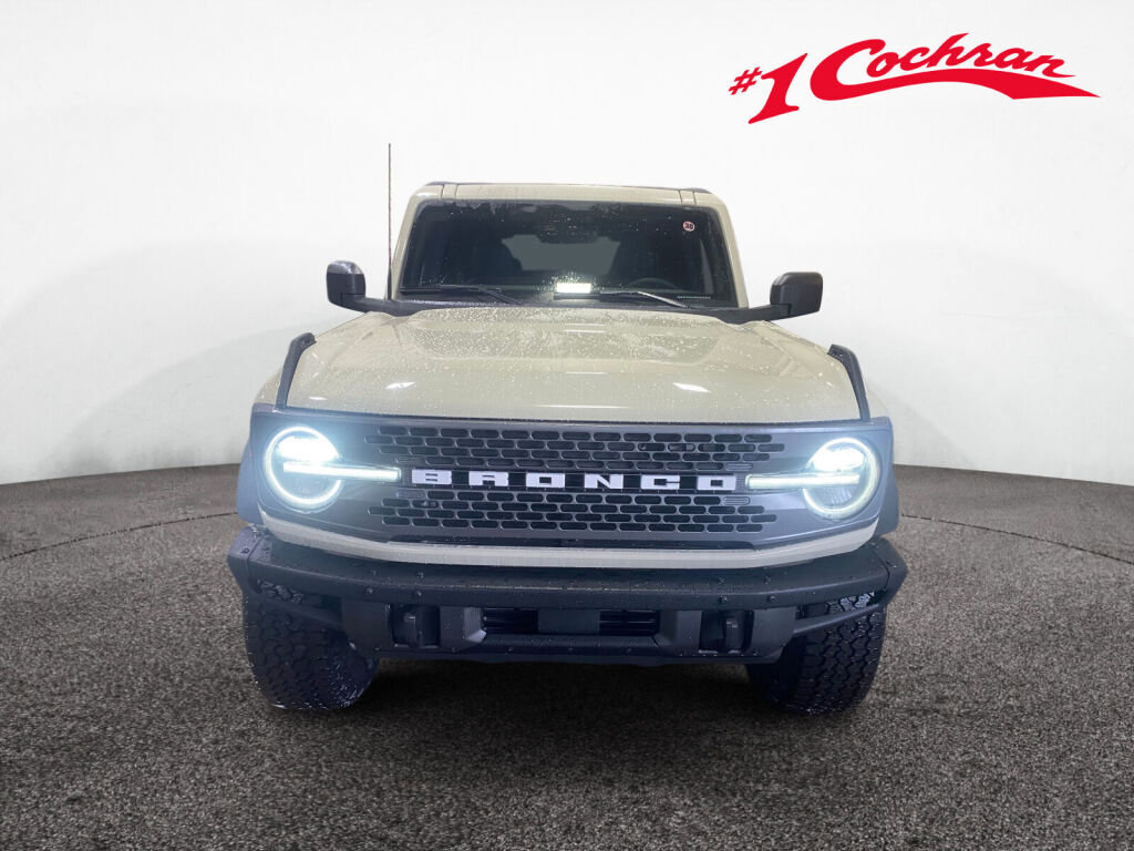 New 2025 Ford Bronco Badlands w/ Sasquatch Package image 2