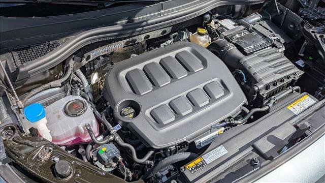 New 2026 Volkswagen Tiguan SE image 30