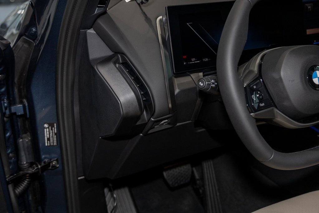 Used 2026 BMW X3 xDrive30 w/ Convenience Package image 14