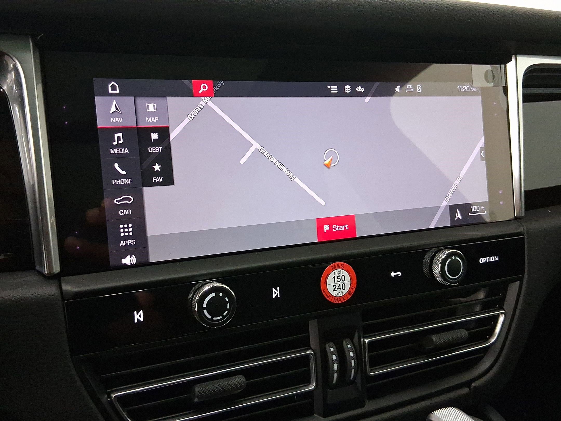 Used 2026 Porsche Macan image 25