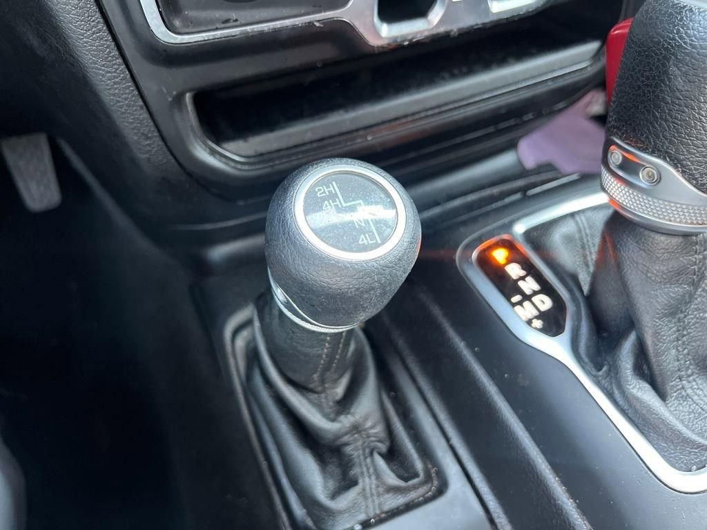 Used 2021 Jeep Wrangler Unlimited Sport image 17