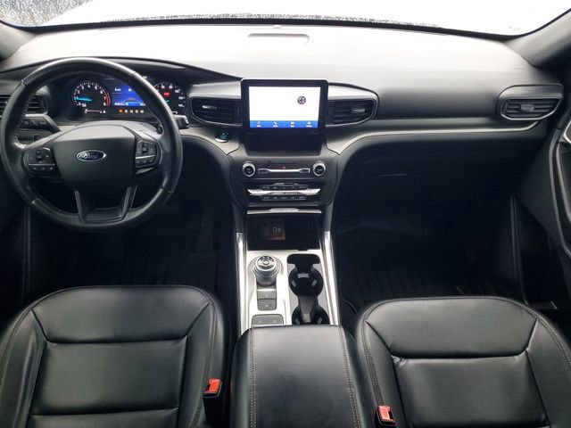 Used 2020 Ford Explorer XLT w/ Equipment Group 202A image 26