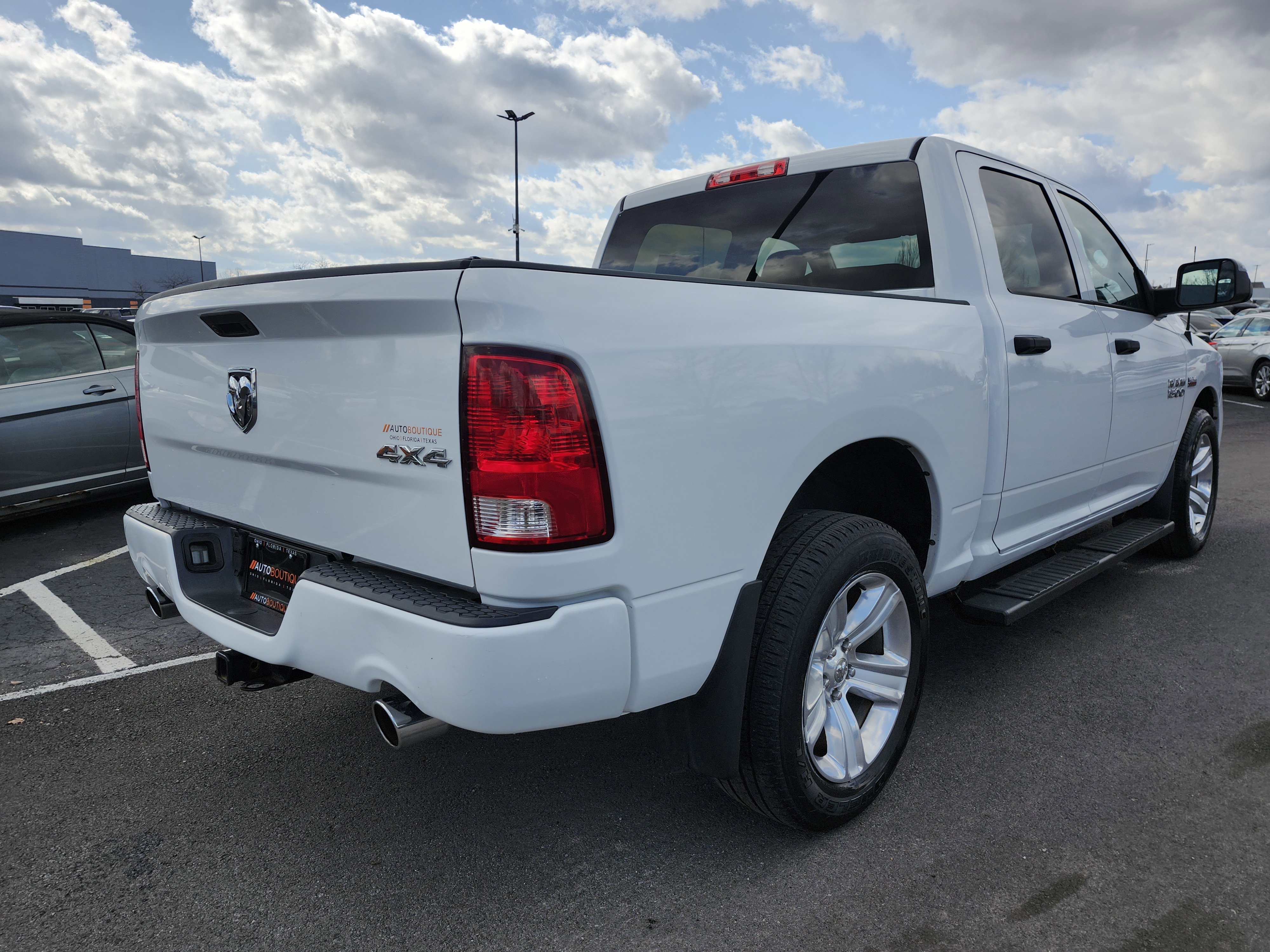 Used 2016 RAM 1500 Express image 16