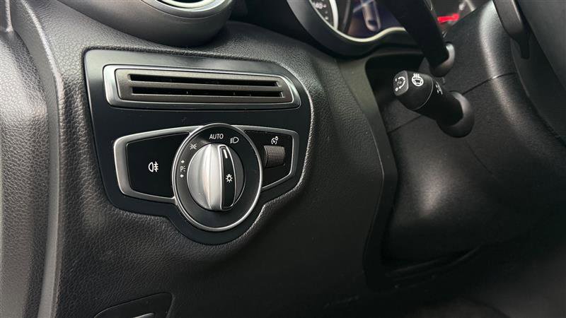 Used 2019 Mercedes-Benz C 300 C 300 image 14