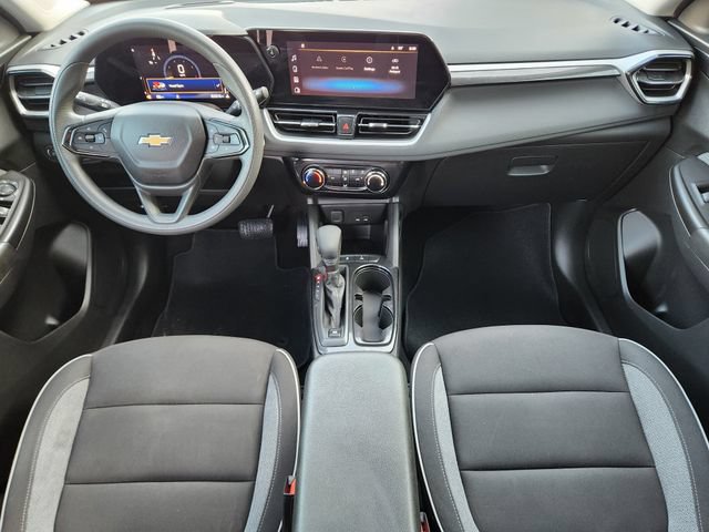 Used 2025 Chevrolet TrailBlazer LT w/ Driver Confidence Package FWD image 26