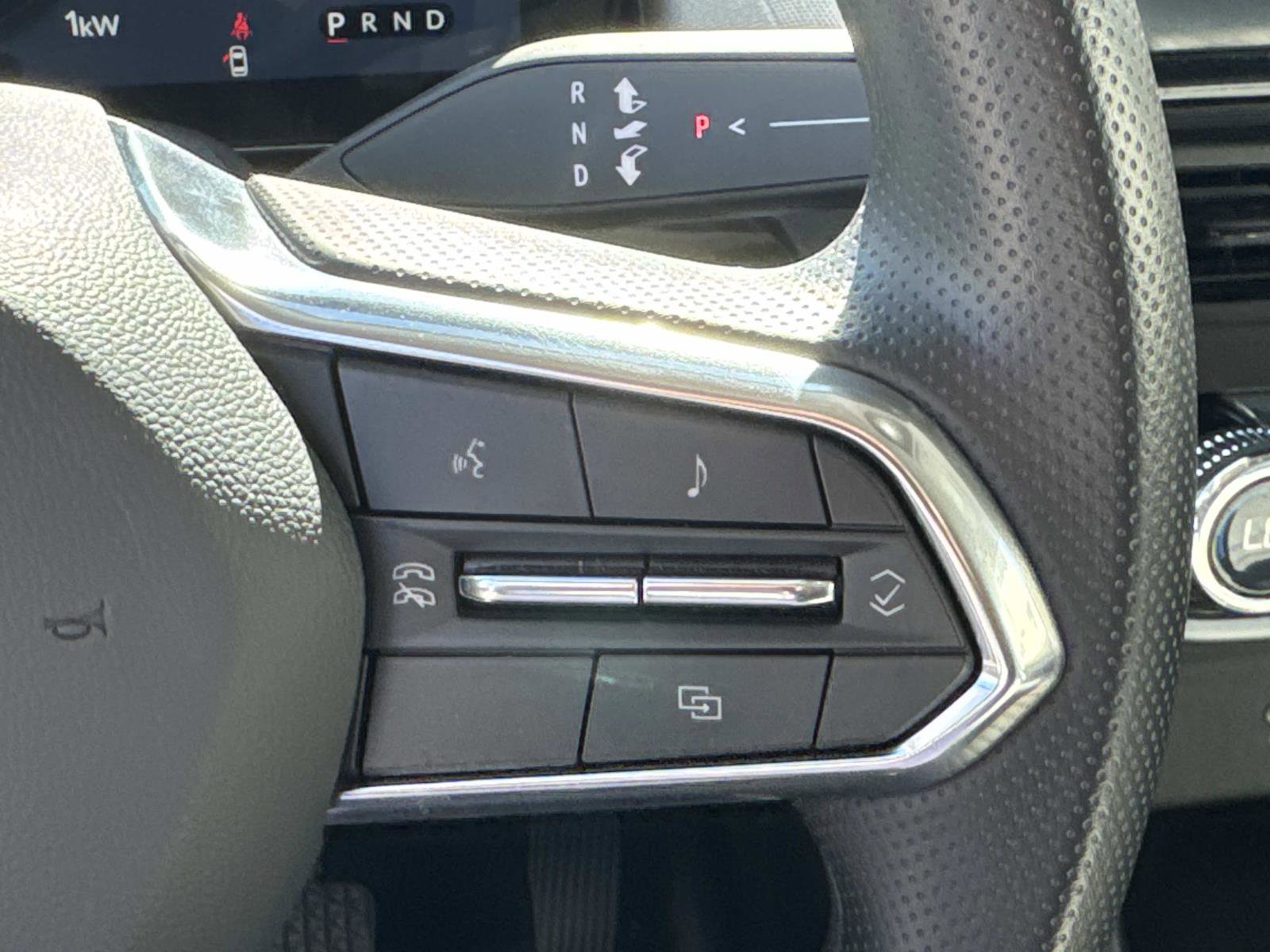 Used 2025 Honda Prologue EX image 20