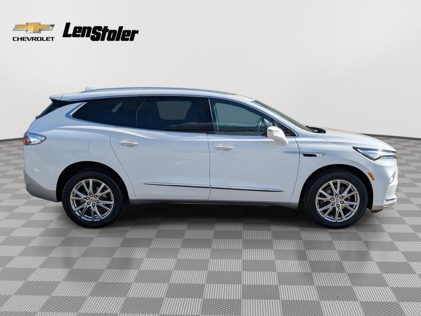 Used 2023 Buick Enclave Essence w/ Experience Buick Package FWD image 6