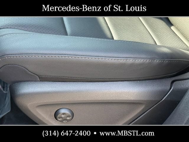 Certified 2025 Mercedes-Benz GLE 450e 4MATIC w/ Driver Assistance Package image 21
