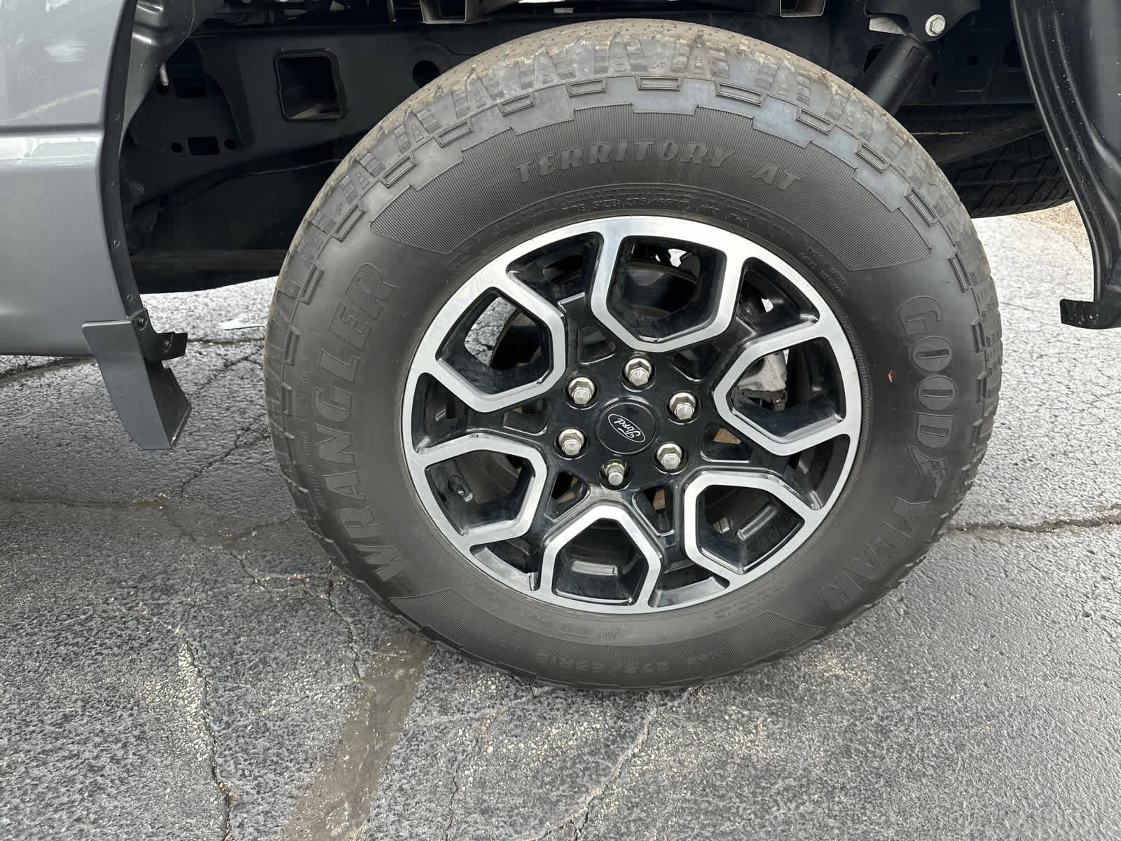 Certified 2023 Ford F150 XLT w/ Equipment Group 302A High image 15