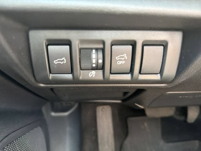 Used 2024 Subaru Outback Premium AWD/4WD image 37