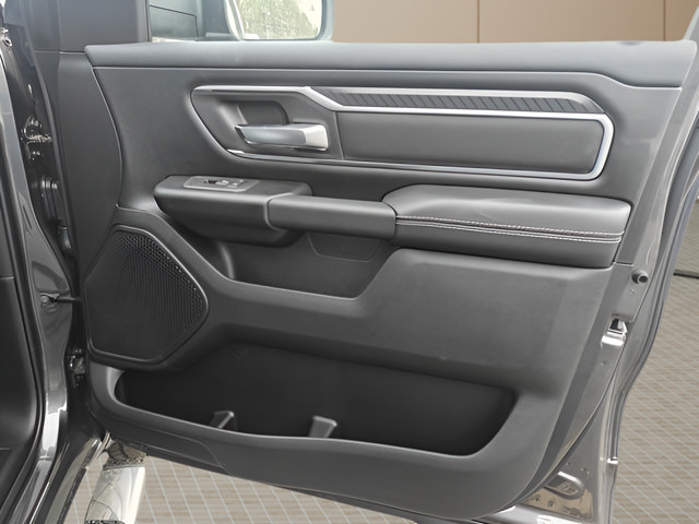 Used 2025 RAM 1500 Big Horn AWD/4WD image 33