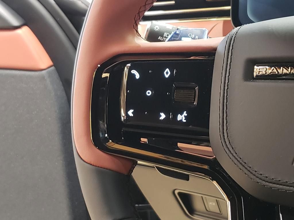 New 2026 Land Rover Range Rover Sport SV image 24