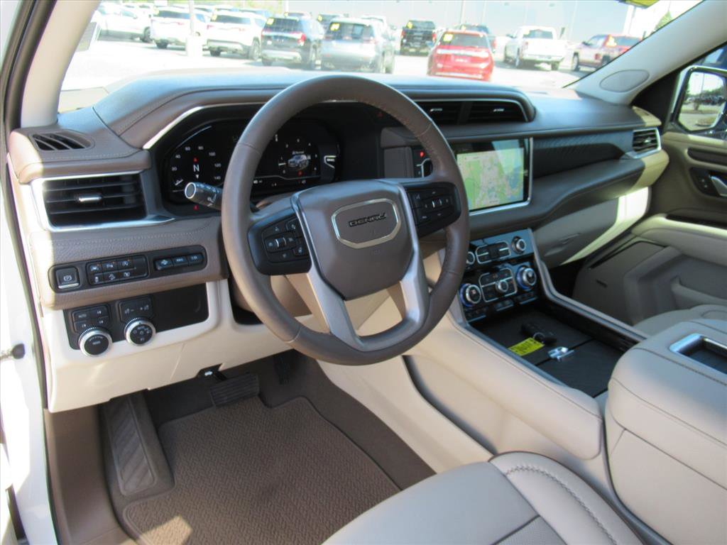 Used 2023 GMC Yukon Denali image 15