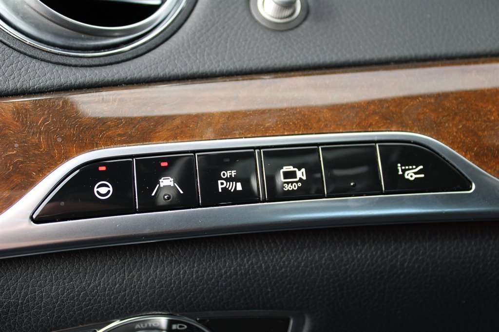 Used 2016 Mercedes-Benz S 550 4MATIC Sedan image 28