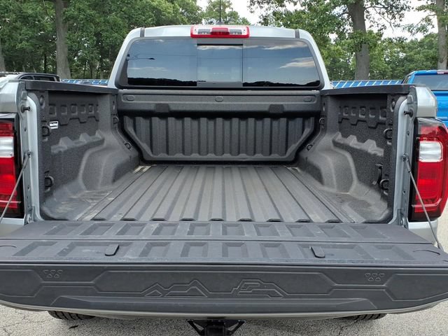 Used 2024 GMC Canyon Elevation w/ Convenience Package AWD/4WD image 6