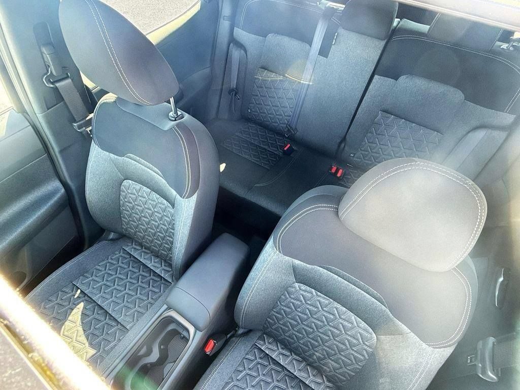 New 2026 Nissan Kicks SV w/ SV Premium Package AWD/4WD image 21