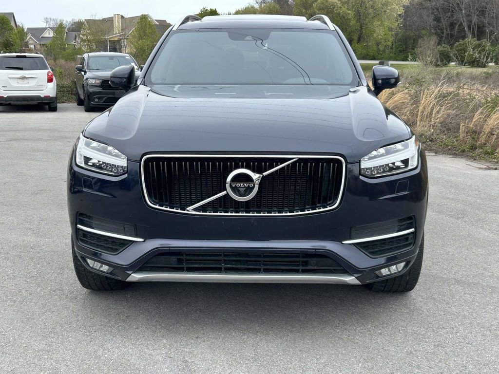 Used 2017 Volvo XC90 T6 Momentum w/ Vision Package image 8