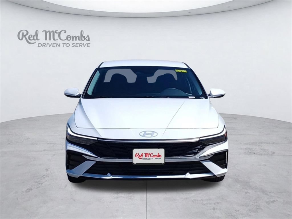 New 2026 Hyundai Elantra SE FWD image 8