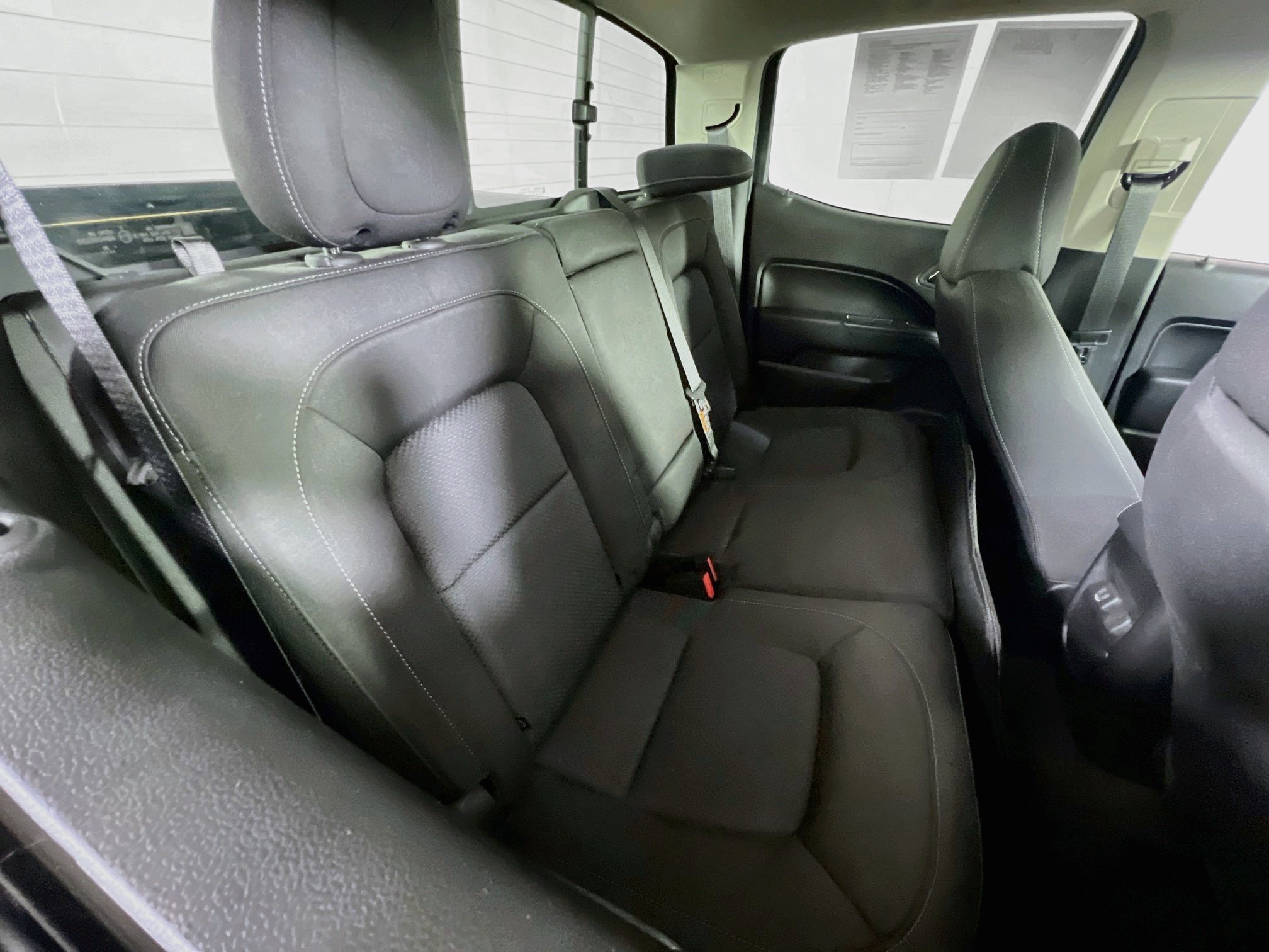 Used 2021 Chevrolet Colorado LT w/ LT Convenience Package AWD/4WD image 24