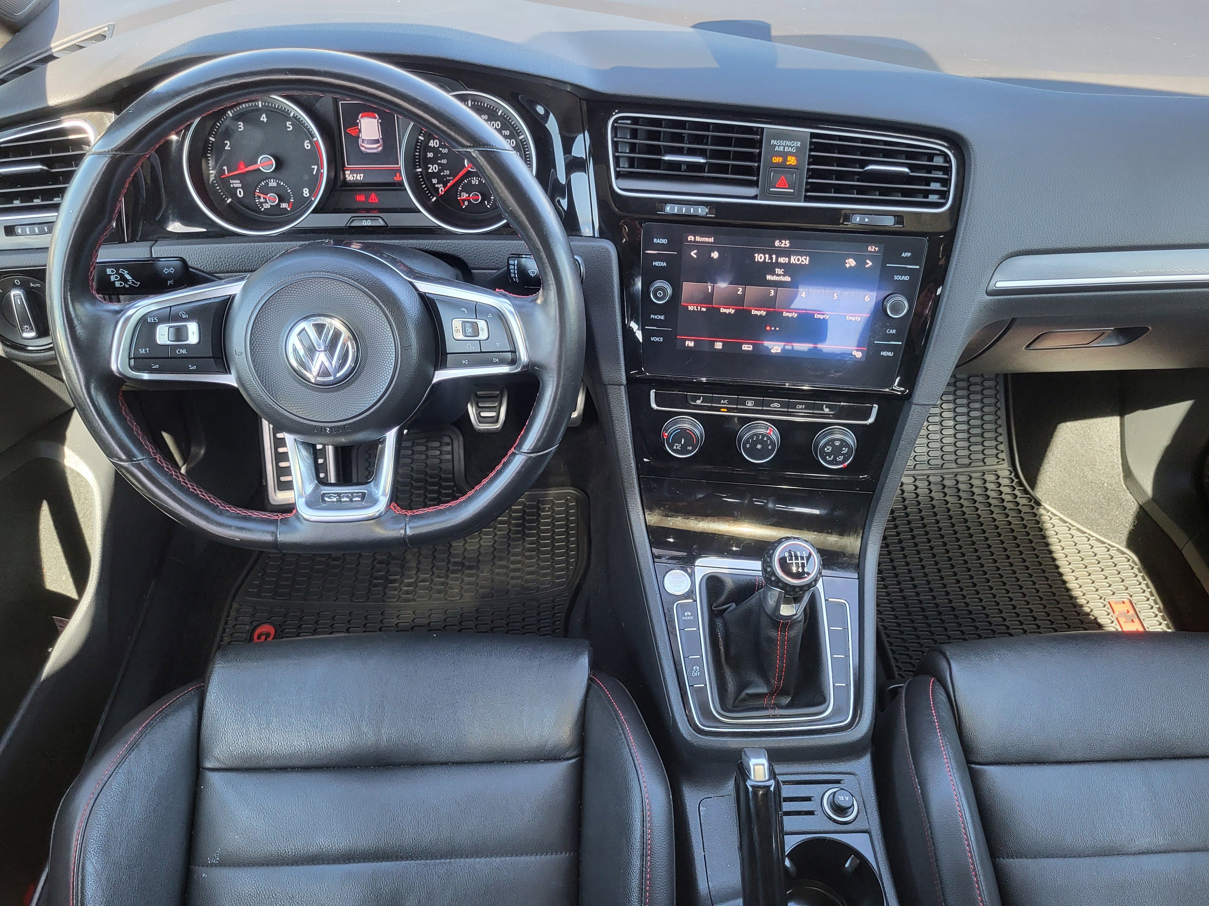 Used 2018 Volkswagen GTI SE w/ SE Leather Package FWD image 22