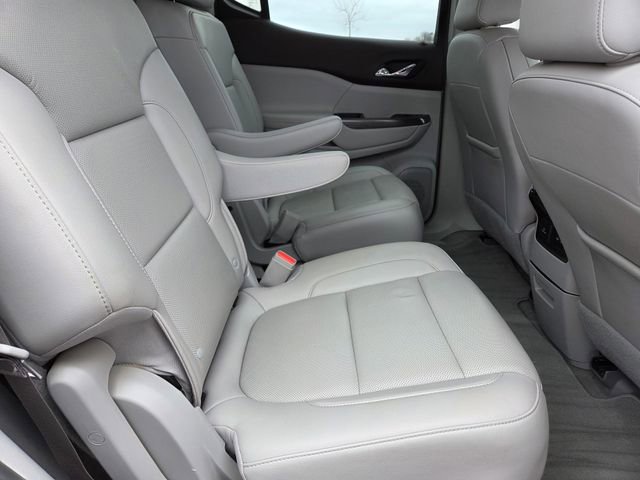 Used 2021 GMC Acadia SLT w/ Technology Package image 43