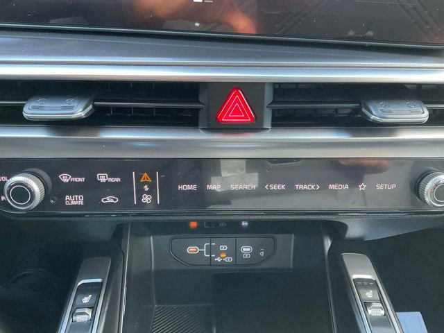 New 2026 Kia Sorento S w/ S Panoramic Sunroof Package image 27