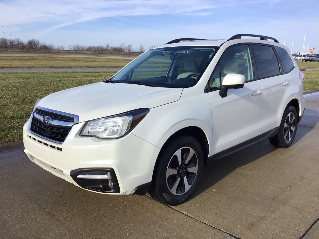 Used 2018 Subaru Forester 2.5i Premium image 3