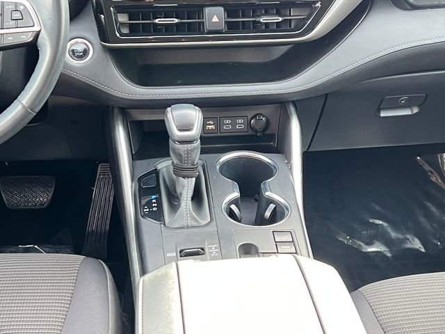 Certified 2025 Toyota Highlander LE image 17