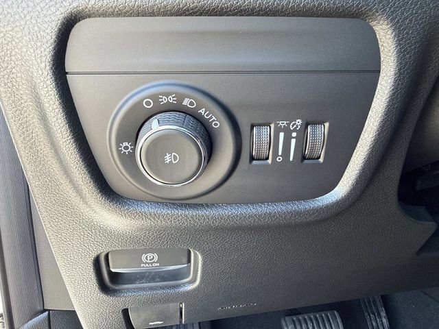 New 2026 Jeep Grand Cherokee L Limited image 33