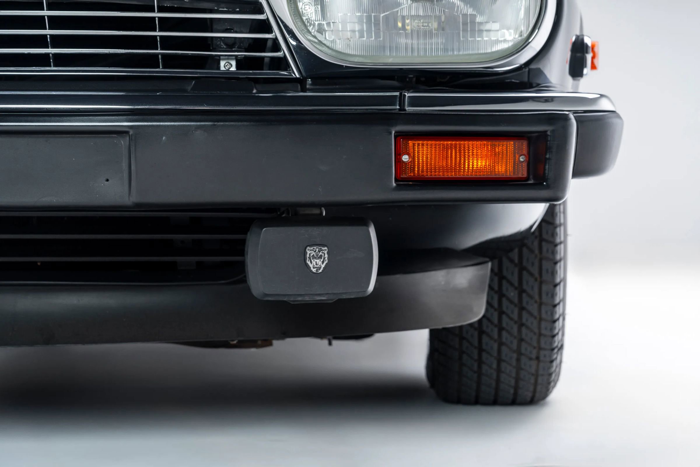 Used 1990 Jaguar XJS V12 Convertible RWD image 16