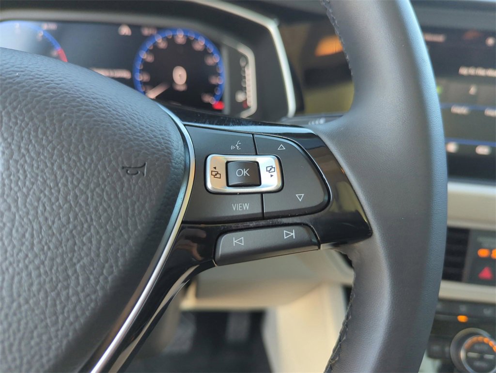 Used 2020 Volkswagen Jetta SEL image 41