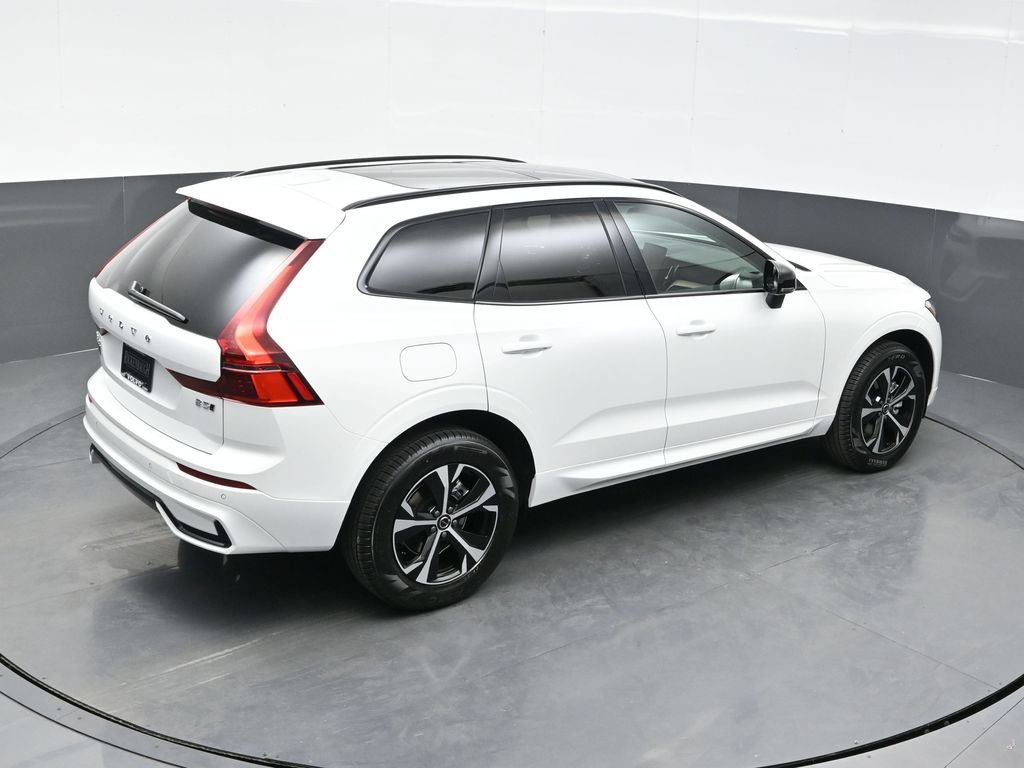 New 2026 Volvo XC60 B5 Core AWD/4WD image 35