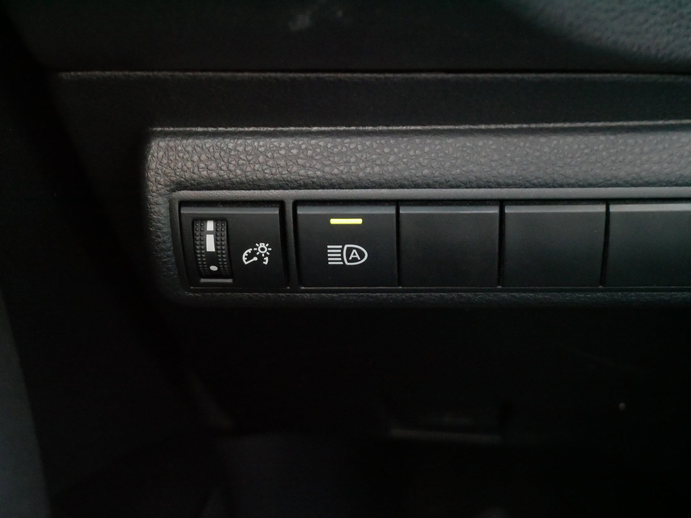 Certified 2023 Toyota Corolla LE image 26