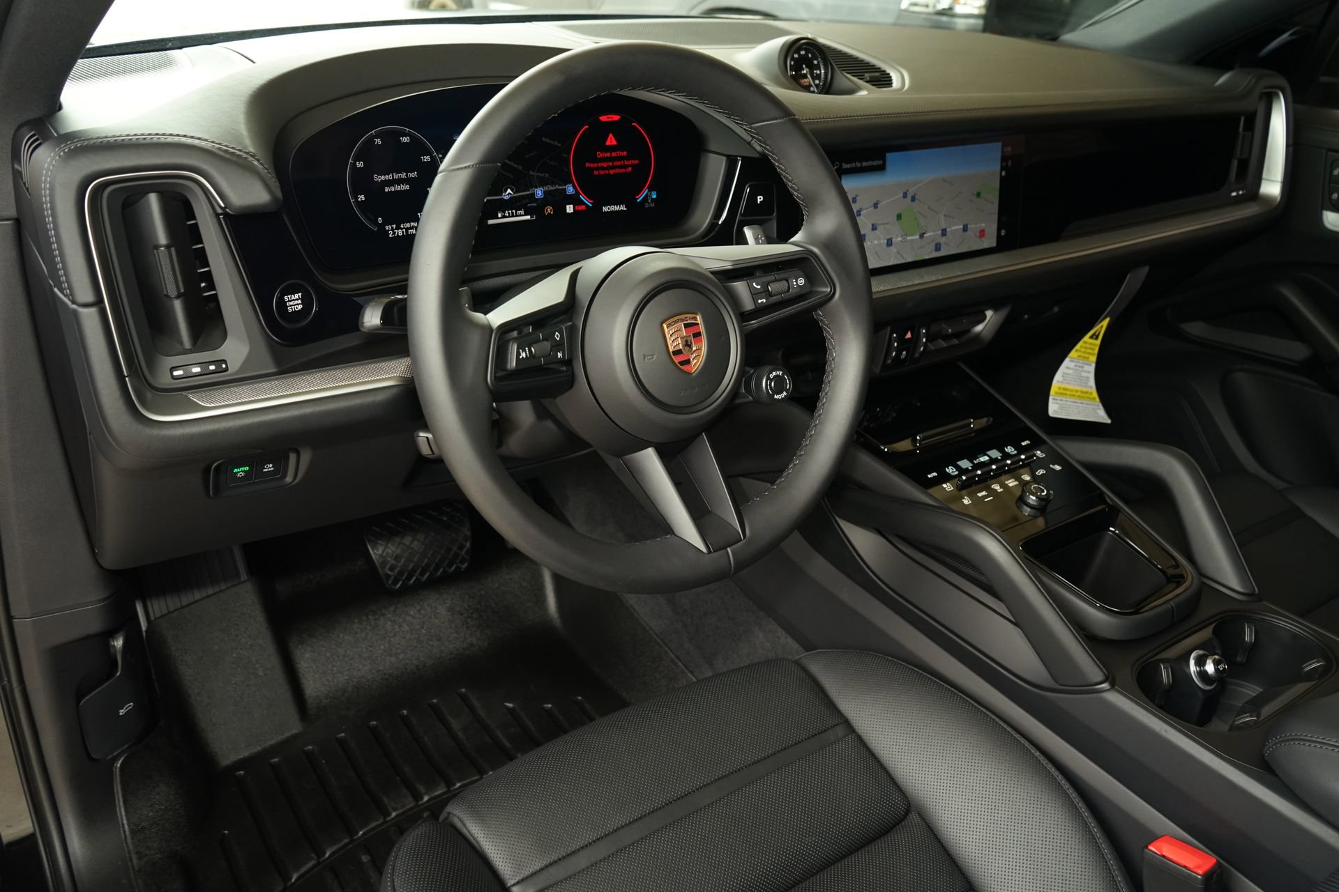Used 2026 Porsche Cayenne Coupe w/ Premium Package Plus AWD/4WD image 10