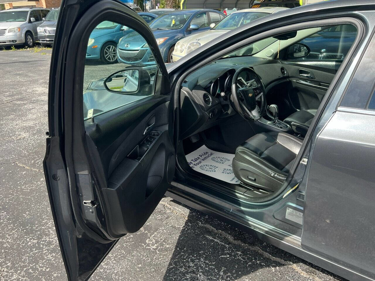 Used 2013 Chevrolet Cruze LT image 9