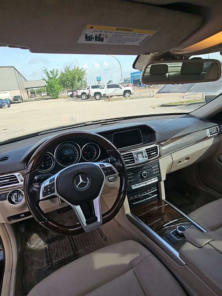 Used 2016 Mercedes-Benz E 350 Sedan image 16