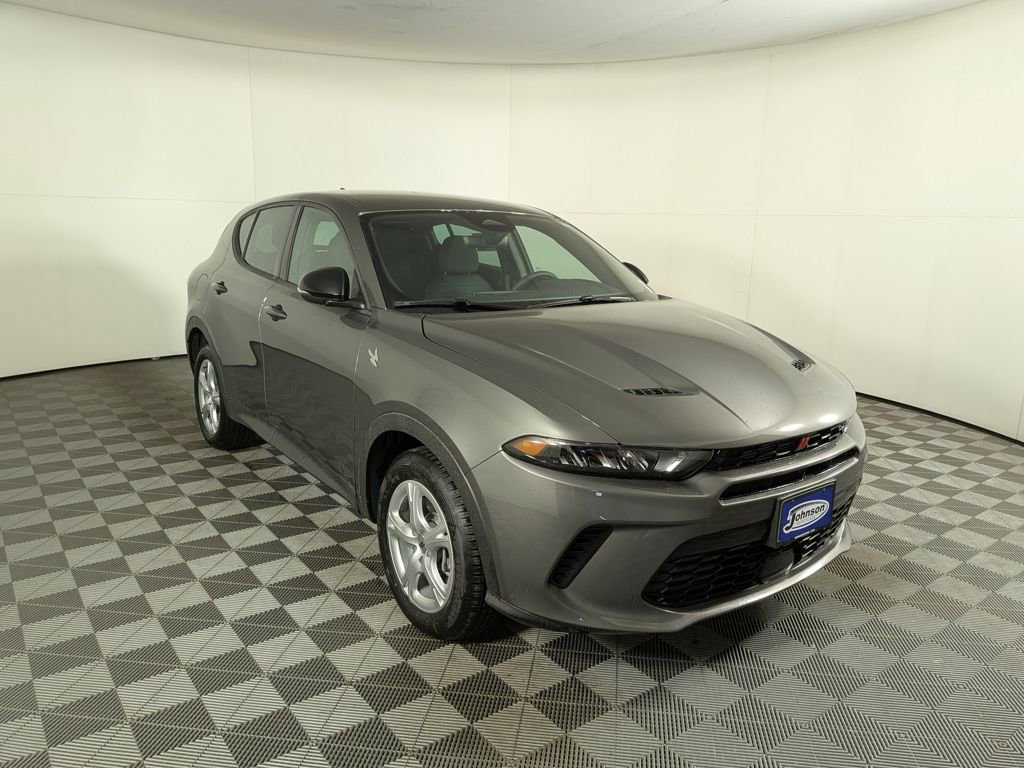 New 2025 Dodge Hornet GT w/ Cold Weather Group image 5