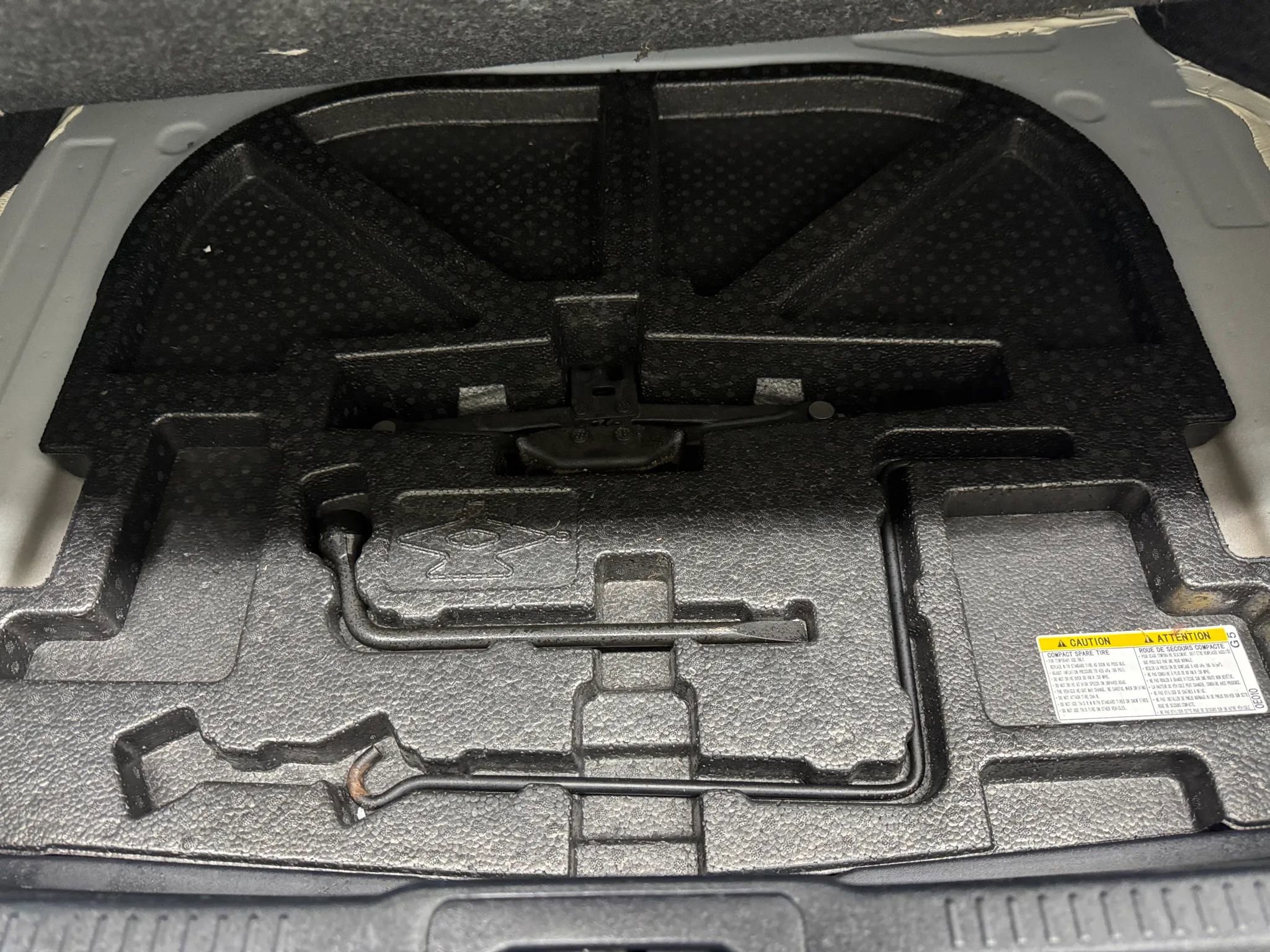 Used 2017 Toyota Camry SE FWD image 38