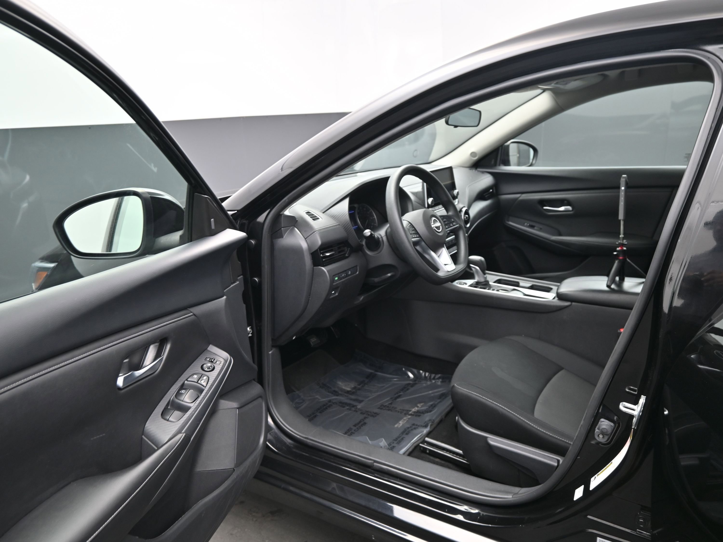 Used 2024 Nissan Sentra SV image 11