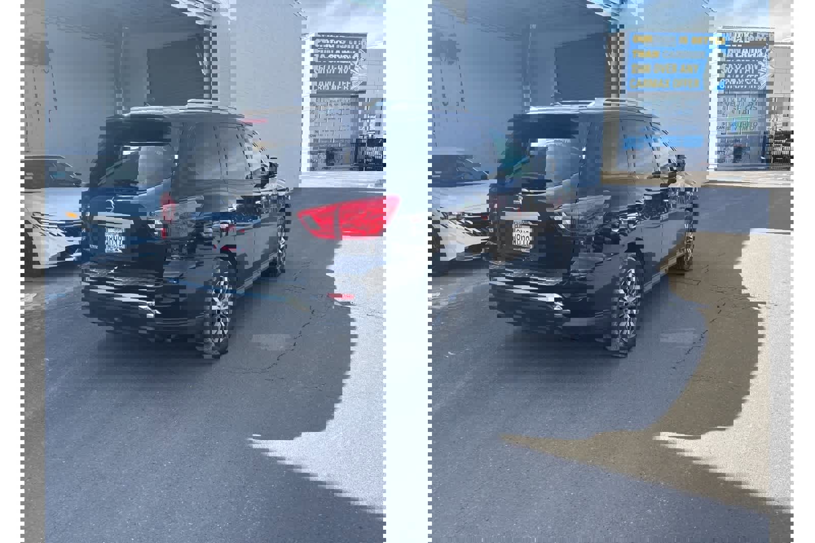 Used 2020 Nissan Pathfinder S image 7