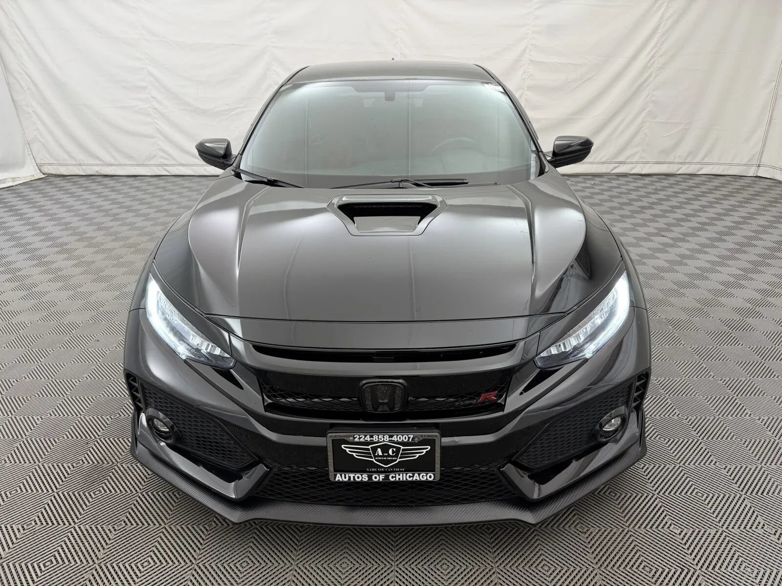 Used 2018 Honda Civic Type R image 3