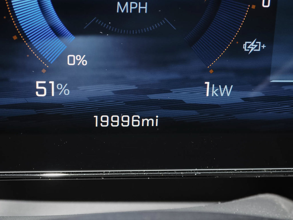 Used 2025 Chevrolet Equinox EV LT w/ Convenience Package FWD image 14